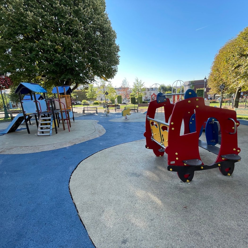 Parc pour enfants de la mairie 3